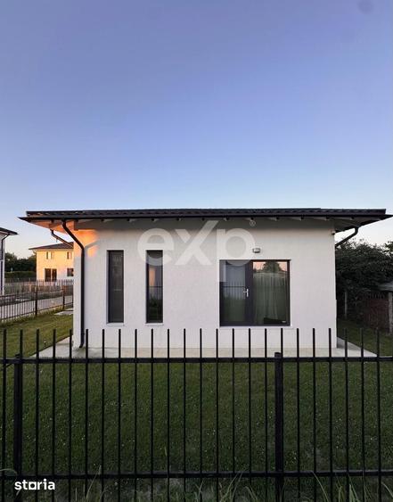 Casă cu 5 camere cu Teren 350 Mp în Ulmi