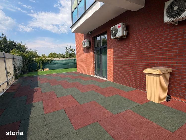 Casă cu 4 camere în Tunari