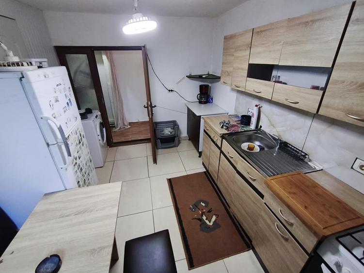 Casă cu 4 camere cu Teren 67 Mp în Central