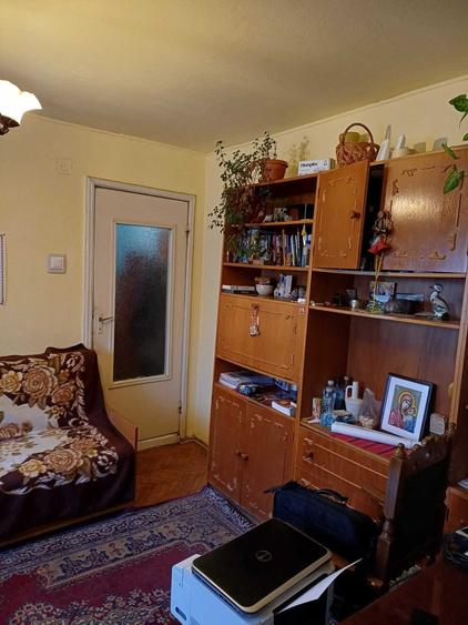 Apartament cu 2 camere nedecomandat în Central