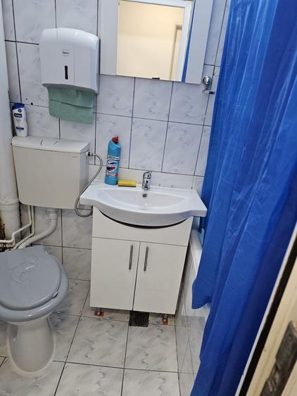 Apartament cu 2 camere semidecomandat în Ferentari