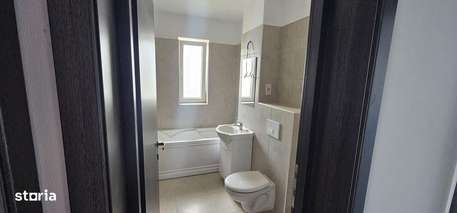 Apartament cu 2 camere decomandat în Sânpetru