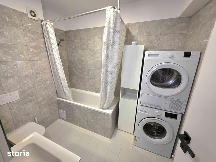 Apartament cu 3 camere în Tractorul