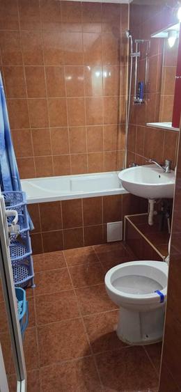 Apartament cu 2 camere decomandat în Rogerius
