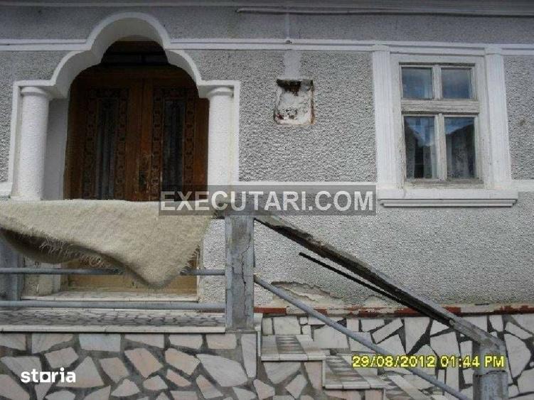 Casă cu 3 camere cu Teren 509 Mp în Poiana Sibiului