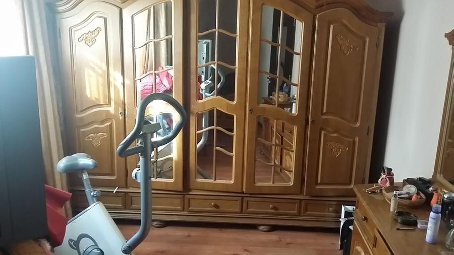 Casă cu 4 camere cu Teren 300 Mp în Central
