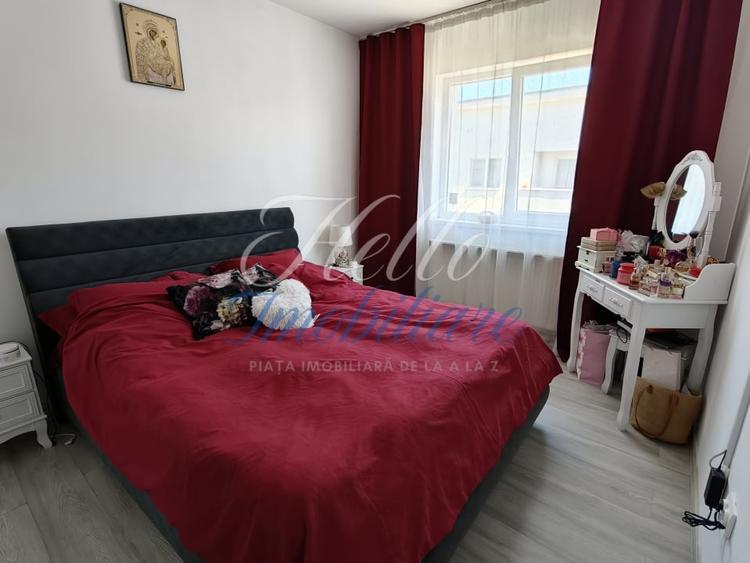Apartament cu 2 camere semidecomandat, mobilat în Florești