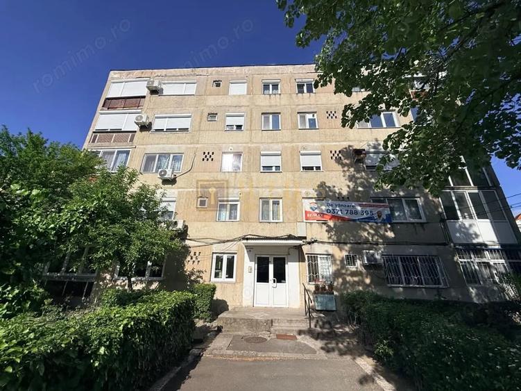 Apartament cu 2 camere semidecomandat, mobilat în Medicină