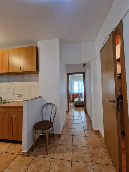 Apartament cu 3 camere decomandat în Colentina