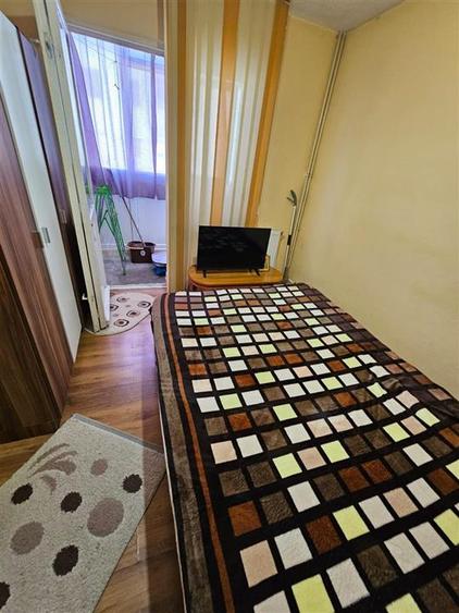 Apartament cu 2 camere semidecomandat în Hipodrom