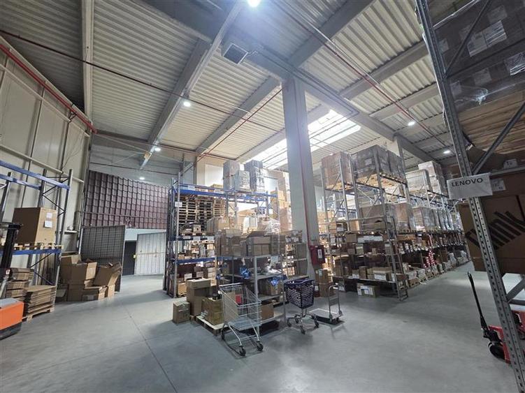 Spațiu industrial, de 800 mp, în Mogoșoaia