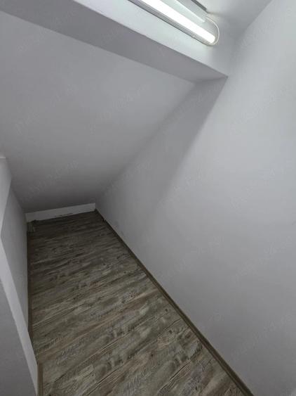 Apartament cu 4 camere decomandat în Sânandrei