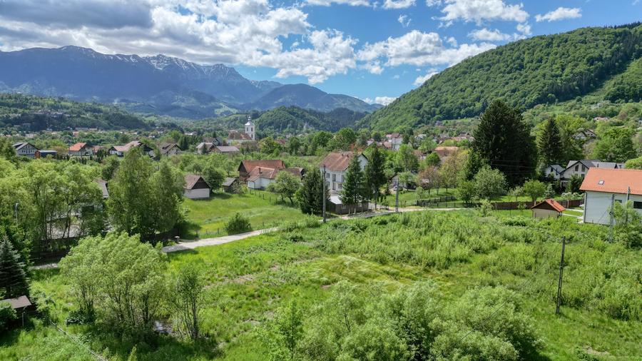 Teren Construcții intravilan de 2797 mp, în Bran