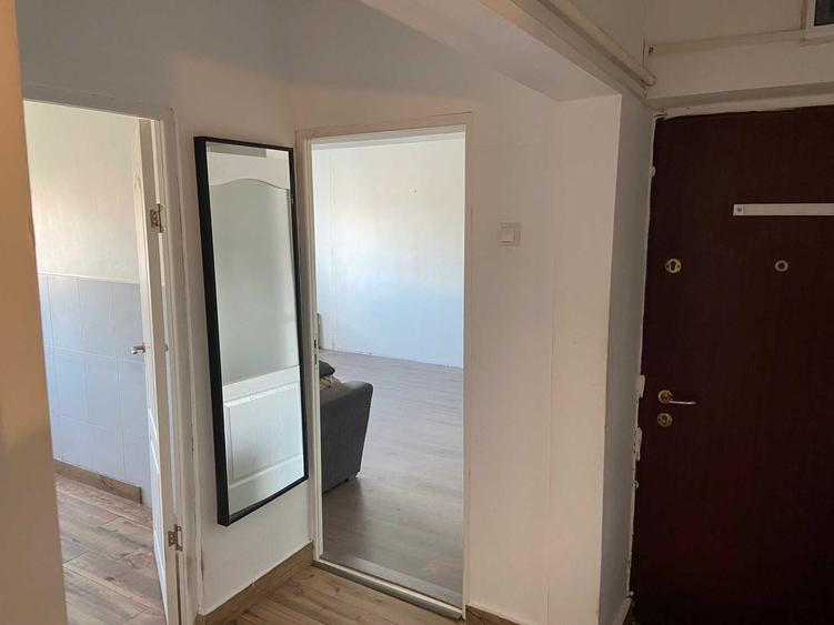 Apartament cu 2 camere decomandat în Ștrand
