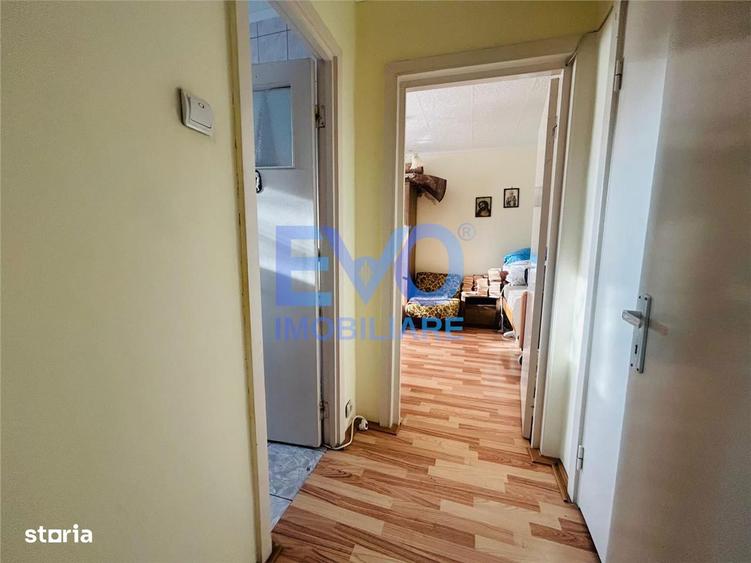 Apartament cu 2 camere semidecomandat în Podu Roș — fotografia 2