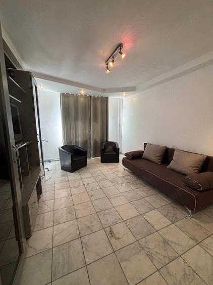 Apartament cu 3 camere decomandat în Zimbru