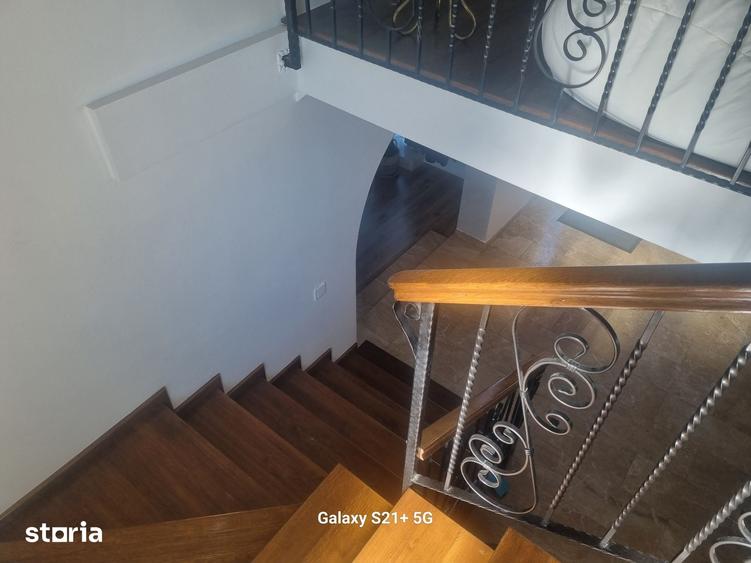 Casă cu 4 camere cu Teren 780 Mp în Nojorid