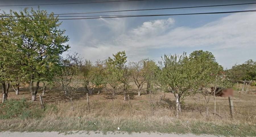 Teren de 3696 mp, în Central