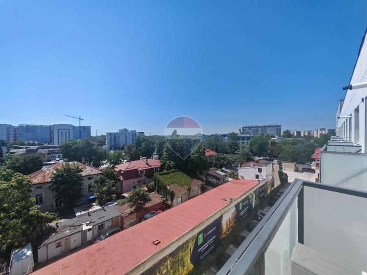 Apartament cu 2 camere semidecomandat, mobilat în Ultracentral