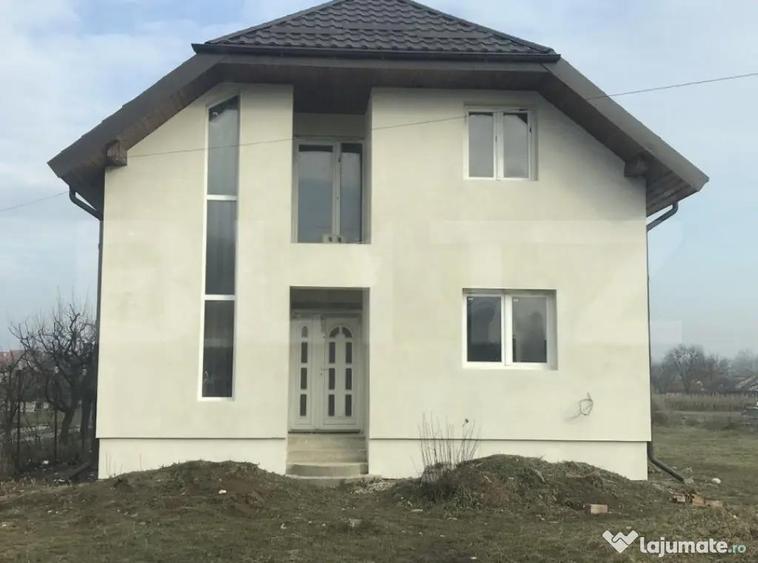 Casa de vanzare, semifinisata, zona Paulesti - 12