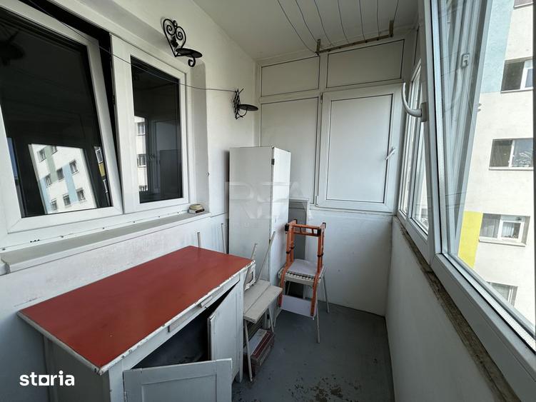 Apartament cu 3 camere, mobilat în Rahova