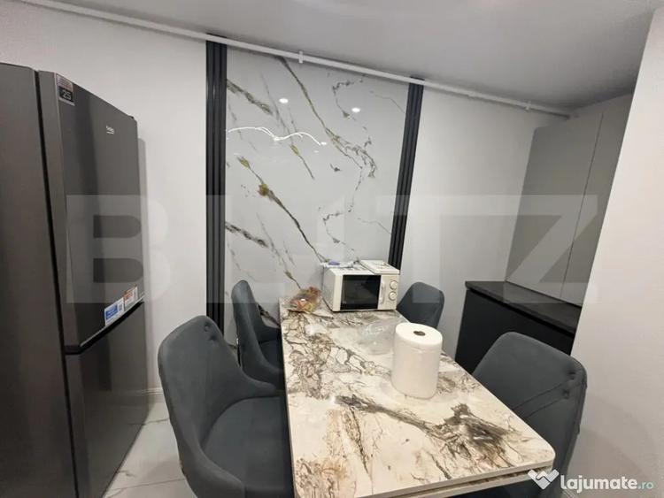 Apartament cu 4 camere decomandat în Semicentral