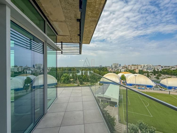 Apartament cu 5 camere semidecomandat în Aviației