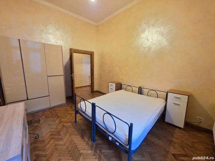 Apartament cu 3 camere semidecomandat în Ultracentral