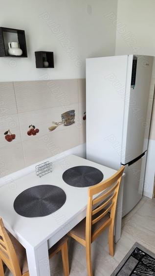 Apartament cu 2 camere semidecomandat în Exterior Vest