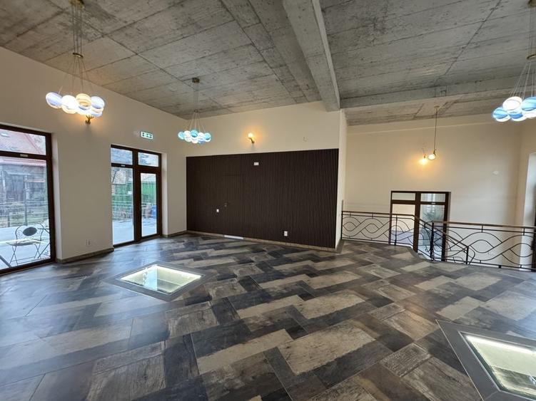 Spațiu comercial, de 90 mp, în Lotrioara