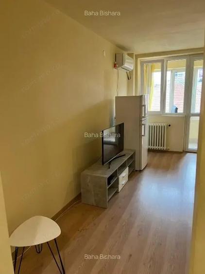 Garsonieră decomandată, mobilată în Take Ionescu