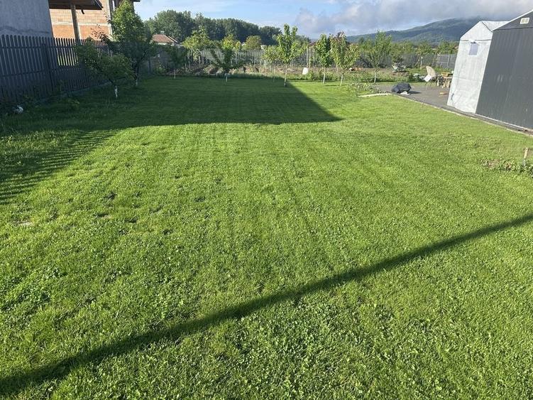 Casă cu 3 camere cu Teren 1100 Mp în Bujoreni