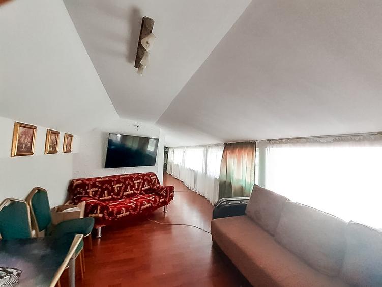 Casă cu 6 camere cu Teren 155 Mp în Tătărași