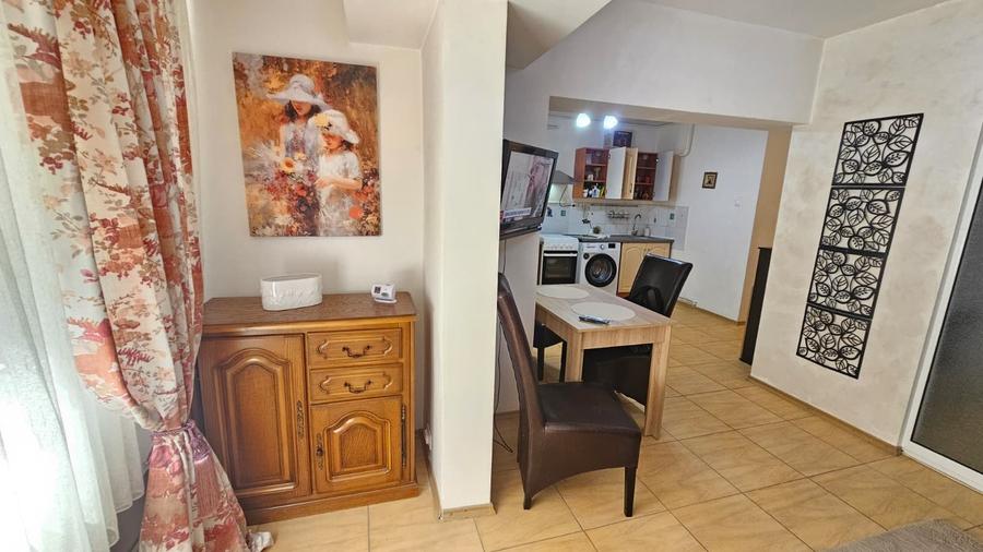 Apartament cu 2 camere decomandat în Mazepa 1