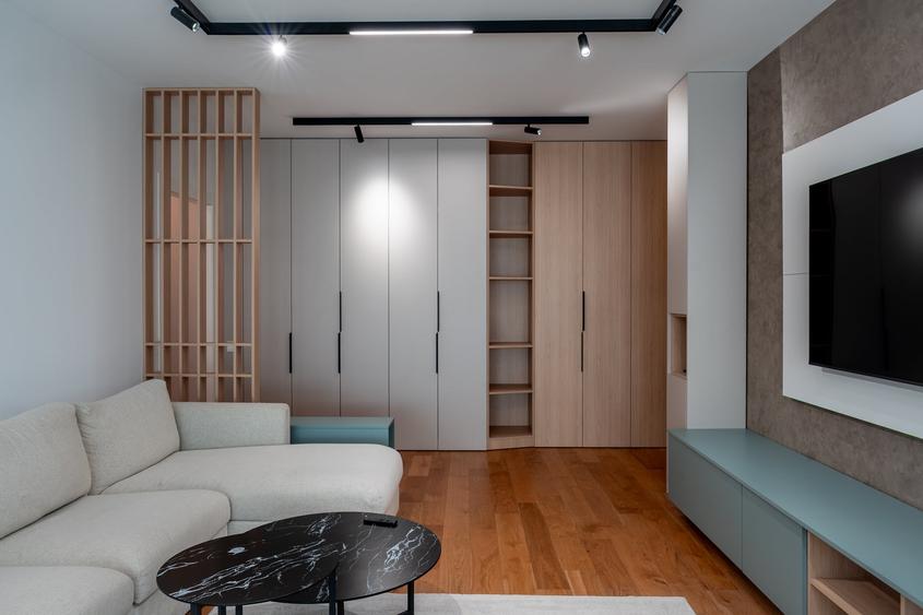 Apartament cu 4 camere semidecomandat în Cotroceni