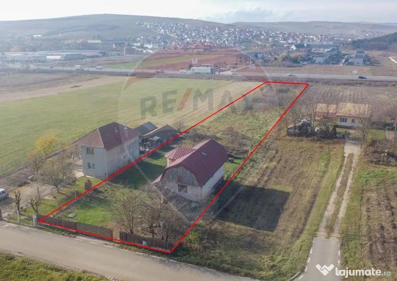 Casă cu 2 camere cu Teren 3301 Mp în Jucu