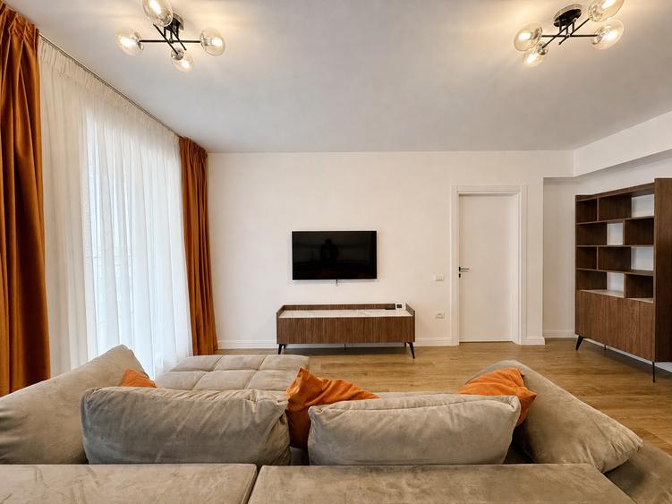 Apartament cu 2 camere semidecomandat în Pipera