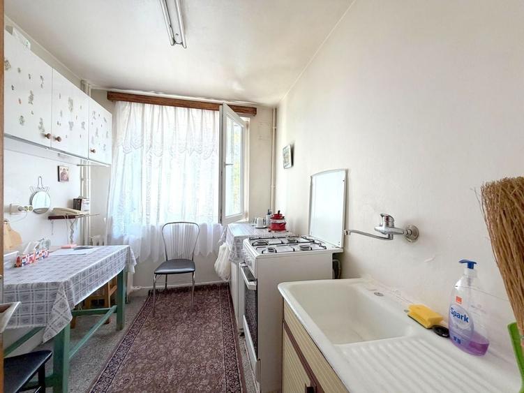Apartament 3 camere  Etaj 2/4 | Metrou Costin Georgian - 7