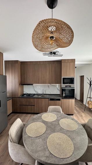 Apartament cu 3 camere decomandat în Giroc