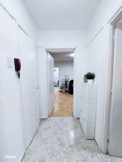 Apartament cu 2 camere semidecomandat, mobilat în Titan