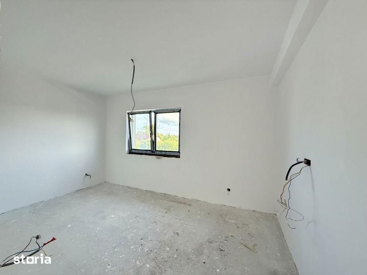 Casă cu 4 camere cu Teren 493 Mp în Corbeanca