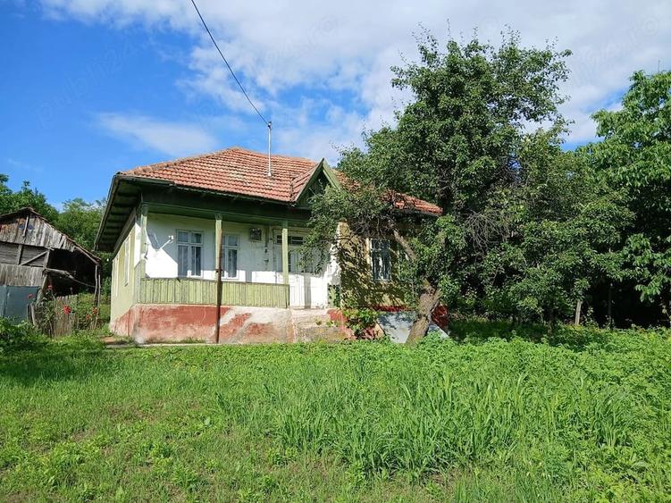 Casă cu Teren 1080 Mp în Blăjani
