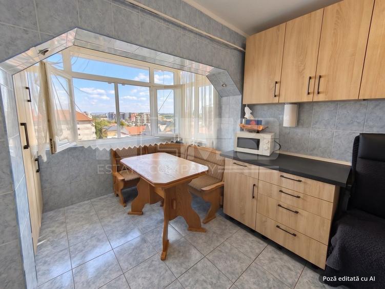 Apartament cu 2 camere decomandat în Central