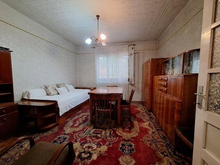 Duplex cu 3 camere cu Canalizare în Lunei
