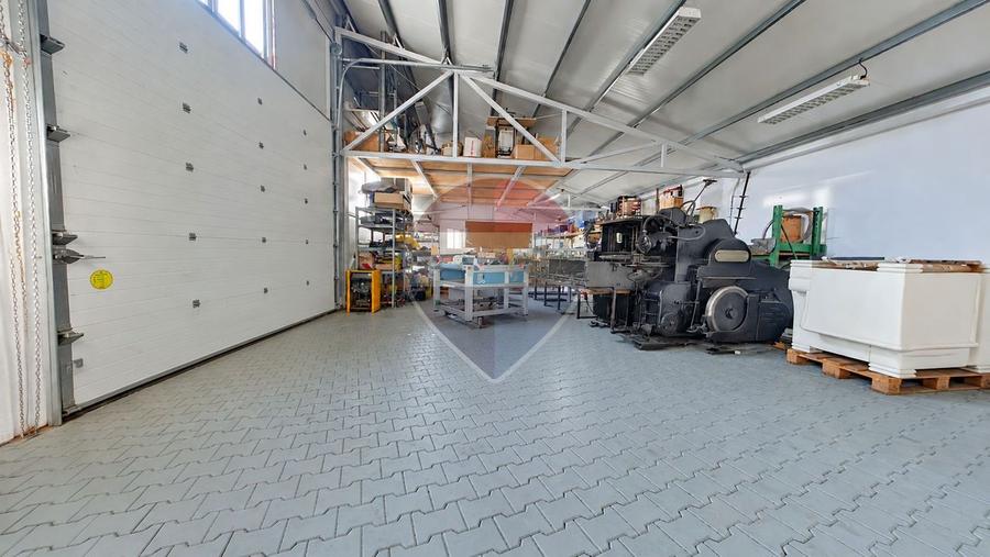 Spațiu industrial, de 319 mp, în Dâmbul Rotund