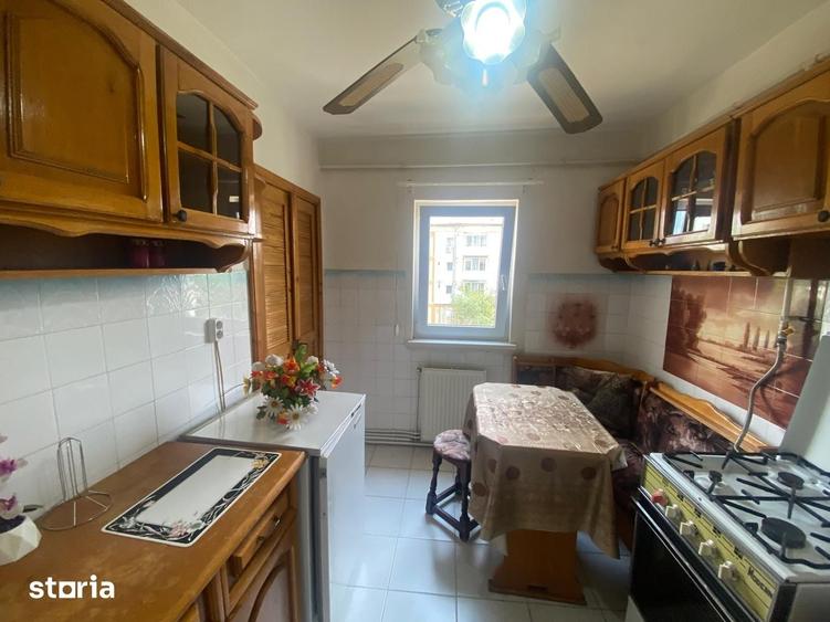 Apartament cu 2 camere semidecomandat în Central