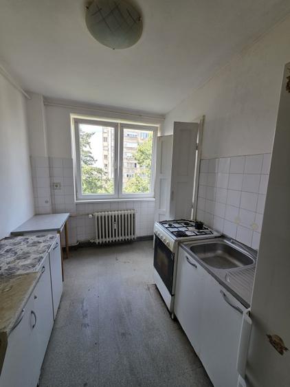 Apartament cu 2 camere decomandat în Decebal