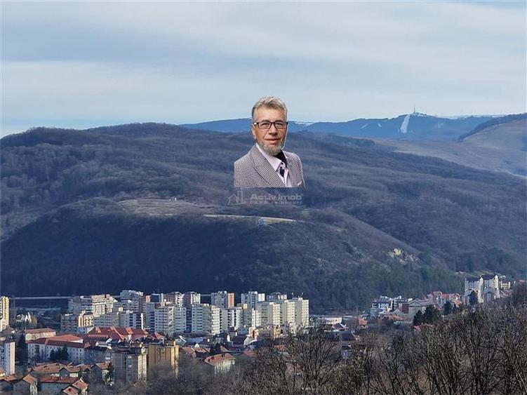 Teren Construcții intravilan de 1000 mp, în Vest
