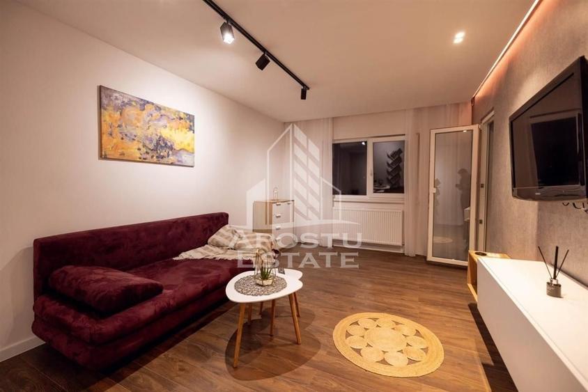 Apartament cu 2 camere semidecomandat, mobilat în Lipovei