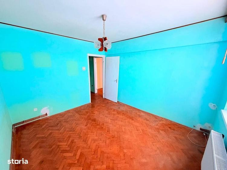 Apartament cu 2 camere decomandat în Piața Unirii